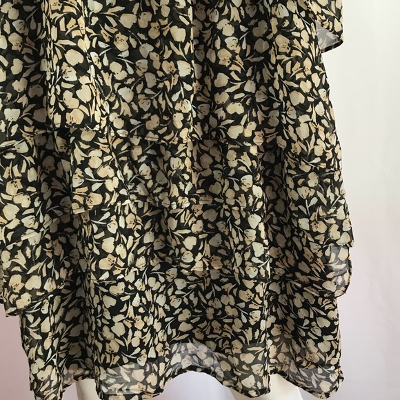 Who What Wear Sun Dress NWT Ruffle Layers size L - Picture 3 of 8